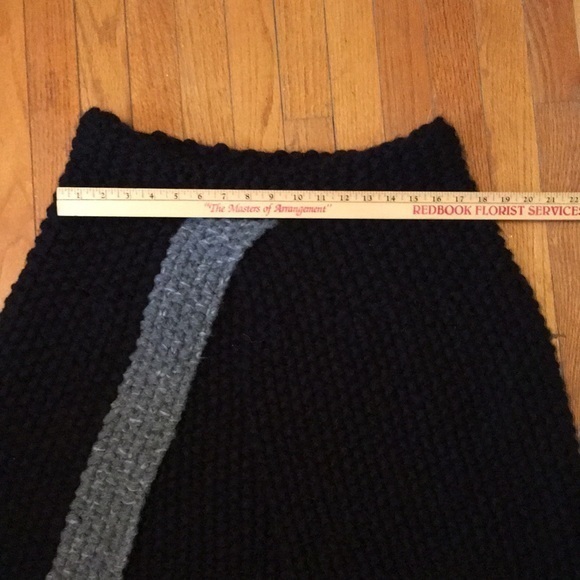 FREE PEOPLE black and grey knit cape - Picture 6 of 8